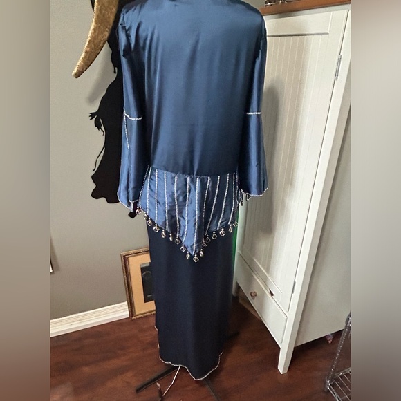 Gently Worn Women’s Large Blue and Silver Saidi dress with Hip Scarf - Picture 2 of 9